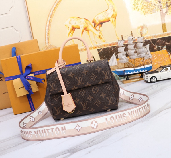 ルイヴィトンバッグ正面デザイン